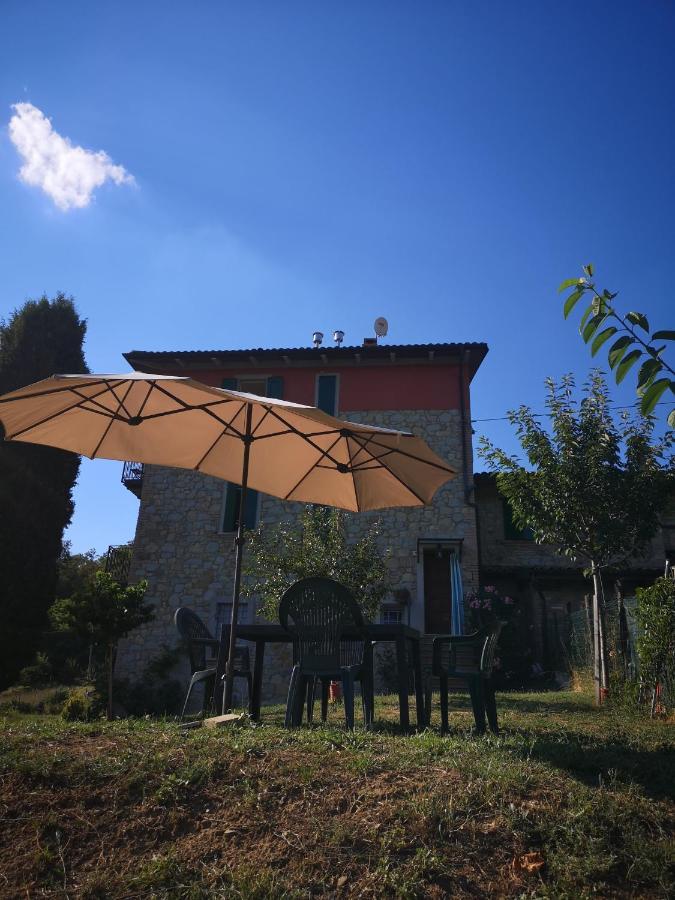 Podere P Ratizzoli II Piano Tole Kültér fotó